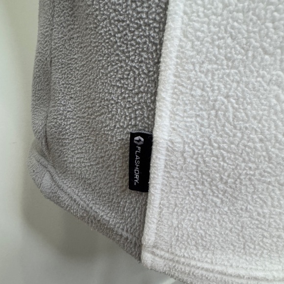 The North Face Flashdry Women’s Fleece Jacket (M) - Picture 6 of 10